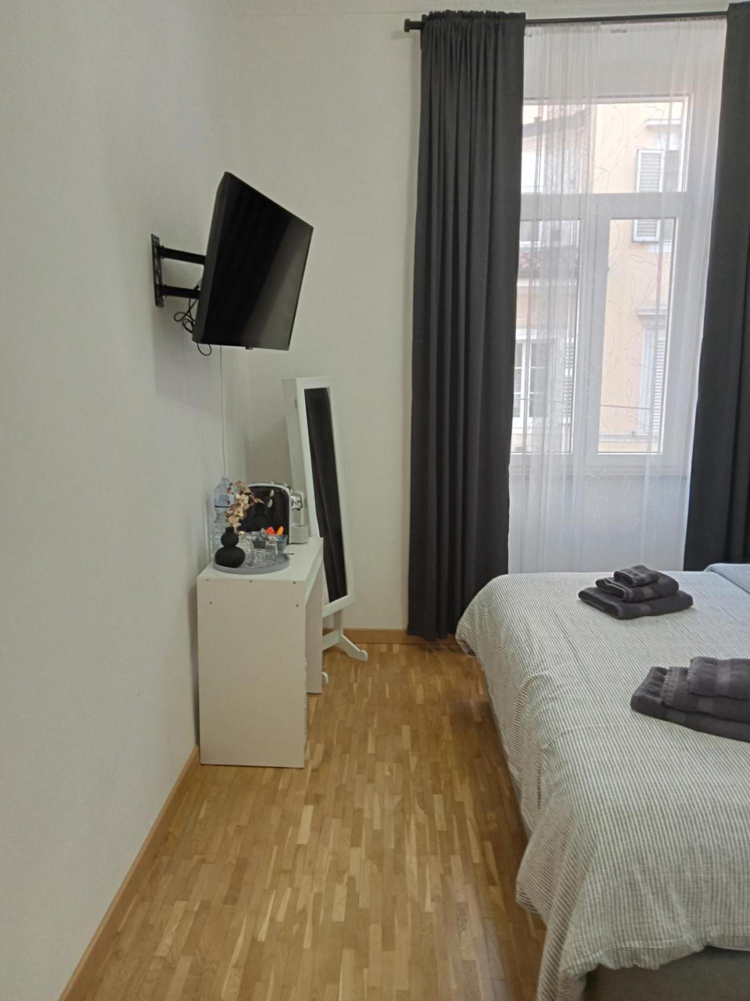 Fenix Rooms 的里雅斯特 外观 照片